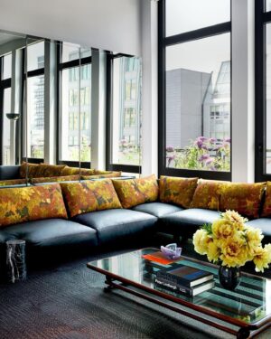 Megan Rapinoe Instagram - Saying thank you will never feel sufficient enough! 

With deep gratitude, a bottle of wine & some spicy rig — thanks to the dream team for creating the perfect home for us ❤️

As seen in @elledecor, September 2023. 

Designed by: @markgrattan 
Design management: @clobird, @curiousyellowdesign
Photographed by: @sans.mur 
Styled by: @tessawatson
Witten by: @meta_porter
Editor in Chief of Elle Decor: @as4d