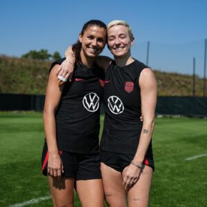 Megan Rapinoe Instagram - Pinoe’s final training 💙❤️