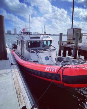 Melania Trump Instagram - Wonderful Christmas visit with members of the U.S. Coast Guard. Thank you for everything you do to protect our country! Remember to say a special prayer for our great service members who are away from loved ones during the holidays.