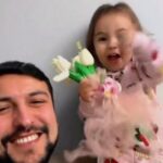 Melek Baykal Instagram - Yeni nesil babaları çok seviyorum kızlarına sonsuz kez gösteriyorlar şefkati, huzuru, mutluluğu … Eski zamanlarda babalarından şefkat göremeyen nice evlatların huzuru, mutluluğu yarım kaldı 🧿 İyiki varsınız yeni nesil kız babalar ❤️ Mutluluğunuz daim olsun ❤️