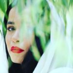 Melika Sharifinia Instagram - ا مدتی‌ست دیگر به ماه هم نظر نمی‌اندازم ببین از دستَت چه بی وفا شده‌ام.. ا ا عکس از پسرعمه‌ی جذابم @ahmadreza_shojaei 🌹❤️ ا #ملیکا_شریفی_نیا #ملیکاشریفی_نیا #ماه #بیدمجنون #احمدرضا_شجاعی