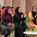 Melika Sharifinia Instagram - ا این خندوانه‌ی جذاب در کنار رامبد جوان خلاق و دوست داشتنی داور عزیزمون آقا سپند امیرسلیمانی سانیای خوشگلم ، هم تیمیِ بی‌نظیر سامان و لیندای عزیز و جناب‌ خانِ دست و پا شکسته !! 😂 حسابی خوش گذشت جاتون خالی ❤️ ا حالا بگین ببینم ، دوست داشتین ؟ با ادابازیِ مورفی‌ها حال کردین یا نههههه؟؟ 😀 ا پ.ن : کَل‌کل‌ِ مورفی‌ها فقط و فقط برای جذاب‌تر شدن مسابقه بوده و هیچ ارزش دیگری ندارد 😬 ا تکرار ساعت : ۳ بامداد ، ۷ صبح ، ۱۱ صبح و ۵ بعد از ظهر ا لباس زیبا از دوست مهربونم @mmmahi_ ❤️ شالی که دوستش می‌دارم از عزیز هنرمند @paniz.style 🌹