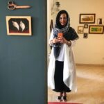 Melika Sharifinia Instagram - ا من و خانه‌ای به گرمای صاحب‌اش♥️ ا خونه‌ی کدوم دوست‌تون اون‌قدر معرکه‌ست که دلتون نمی‌خواد ترکش کنید ؟ ا @yaldanikfetrat 💋