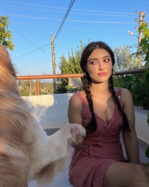 Melike İpek Yalova Instagram - Bird on a wire.