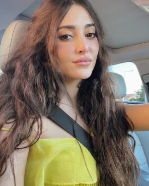 Melike İpek Yalova Instagram - Son fotograf🤷🏻‍♀️😏