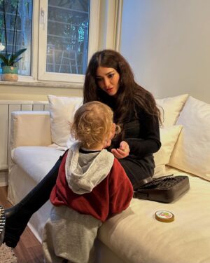 Melike İpek Yalova Instagram - One fine day with loved ones and a cutie pie❤️