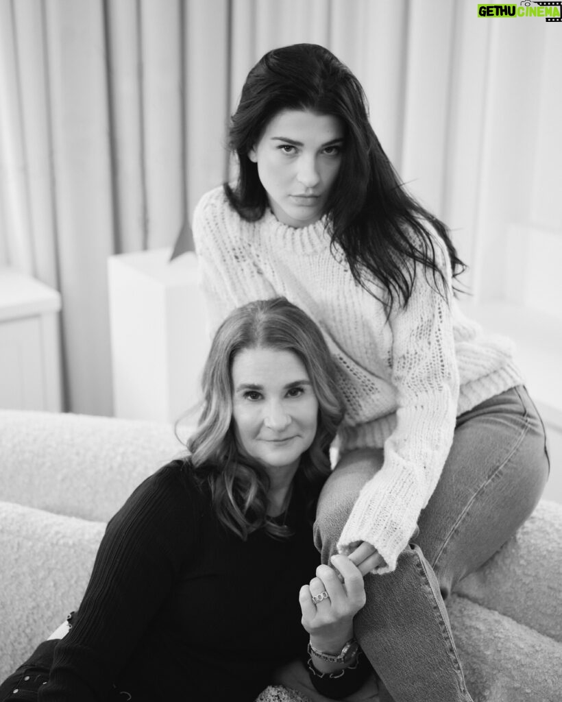 Melinda Gates Instagram - Happy Mother’s Day! Love you endlessly 🤍