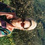 Melisa Şenolsun Instagram - Tepelere cikmak gunese degmek ,koklenip sifalanmak ,derelerin akisina kapilmak ve taslar gibi dengemi bulmak zaminidir simdi.(Devrik benim gibi)🌬🌱🌊 #analogloversvol2🤍