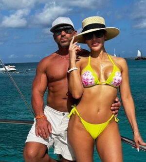 Melissa Gorga Instagram - Lost in paradise 🌴