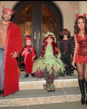 Melissa Gorga Instagram - Halloween is my jam 🎃👻 God I wish they would still let me dress them up 🙃