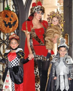 Melissa Gorga Instagram - Halloween is my jam 🎃👻 God I wish they would still let me dress them up 🙃