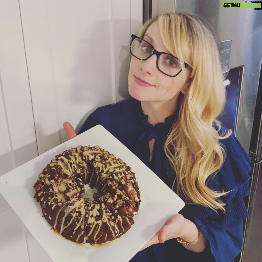 Melissa Rauch Instagram - Hope you had a wonderful Thanksgiving! Here’s the recipe for the Persimmon Cake with Cream Cheese Glaze I f’ed up on my stories: - 3 Large ripe Persimmons (Hachiya not Fuyu - I'm not cursing you off I'm just telling you which works better. If I'm just eating a persimmon I prefer the fuyu & the hachiya's can go suck it. I know I'm gonna get hit hard from die hard hachiya fans, but I'm using the hachiyas in this recipe so maybe rethink calling me a jerk & just leave a nice 👍 or 💗) - 2 cups Oat flour & 1/2 c almond flour - 1/2 tsp baking soda - 1 tsp baking powder - 1/2 cup coconut sugar - 1 tsp cinnamon, 1/4 tsp cloves, 1/4 tsp nutmeg, pinch of ginger - 1 tablespoon vanilla - 3 eggs - 1/3 cup coconut oil Glaze: - container cream cheese (use dairy free if you wanna) - juice of 1/2 lemon - 1/4 cup coconut sugar - 1 tsp tapioca flour Preheat oven to 325. Peel the persimmons. Take out any seeds. I really debated on whether to tell you to take out seeds as it's pretty self explanatory, but I was worried one of you would accidentally ingest a seed & I just can't handle taking on your shi%$# so I'm telling you to TAKE OUT ANY SEEDS. Put persimmon pulp in a food processor until pureed (*note: a food processor is not a word processor that you throw food on. Again, for the one person who would glob pulp on their keyboard, then blame me for ruining their computer.) Mix persimmon puree w/above ingredients until you have a cake batter. Grease bundt cake pan or any other cake pan you like that doesn't have an annoying spelling like "bundt." I don't think I greased it well enough, so just be better. Pour batter into WELL GREASED pan. Bake for an hour. I wasn't originally gonna do a glaze, but when my cake fell apart, I needed something to hide my failure. So, glaze: Blend coconut sugar & tapioca flour. Then mix with cream cheese & lemon. After the cake cools, flip it over. Hopefully yours came out better than mine. If it did, I don't wanna hear it. I'm just not that big of a person. Jackson Pollock that glaze all over the top or if you're not covering up your inadequacies like I was, you can gently pour it over as you pat yourself on the back for being so damn perfect.
