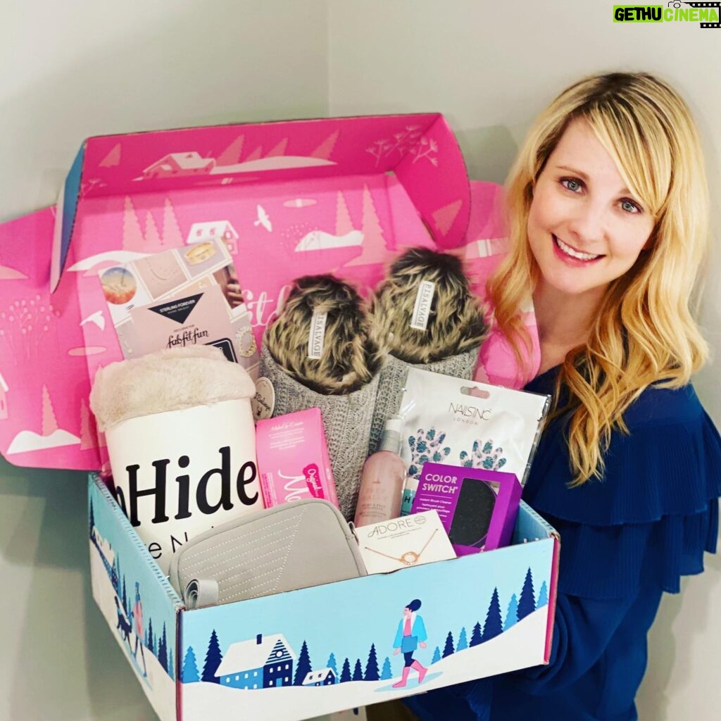 Melissa Rauch Instagram - So proud to be a #fabfitfunpartner as @fabfitfun supports a different charity each season! This winter, #fabfitfun is partnering with @WomensAlzMovement which brings awareness to the importance of brain health & women focused Alzheimer's research. They are also dedicated to supporting female entrepreneurs...a lot of the products in each box are from female-founded companies! And love me some cozy, winter goodies and this awesome box is filled with them! I will be wearing those slippers starting today and for the rest of the holiday season. If you want to sign up and start receiving these awesome seasonal boxes, go to www.fabfitfun.com and use my code RAUCH for $10 off your first box! What’s your favorite product from the fall box? Let me know in the comments below! #selfcare #treatyourself #selfcarefirst #selflove #womensupportingwomen