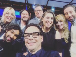 Melissa Rauch Instagram - What a wonderful way to say farewell with these beautiful people. @colbertlateshow tonight! 💕💕💕💕💕