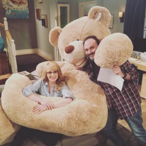 Melissa Rauch Instagram - Round 2 💝
***
@kunalkarmanayyar #simonhelberg @stevemolaro @kaleycuoco @missmayim @therealjimparsons @sanctionedjohnnygalecki