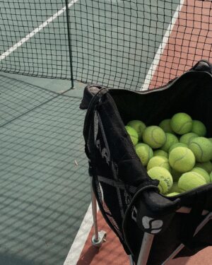 Meltem Akçöl Instagram - dün😮‍💨🎾🤍⛅️🏃🏻‍♀️