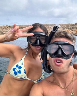 Melyssa Pinto Instagram - Deseando estamos de esto:) ⏳🐬💦🐠🌞