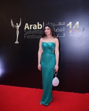 Merna Gamel Instagram - جائزه افضل مسلسل كوميدي اللعبة 
جائزه افضل ممثلة
جائزه افضل ممثل 
جائزه افضل مخرج 
مهرجان الفضائيات العربية 2023 
وطبعا الجايزه دي لكل زمايلي اللي بقوا عيلتي التانيه وكل حد اشتغل في المشروع القريب اوي لقلبي ولكل الجمهور اللي حبنا 
مسلسل اللعبة 🏆🏆🏆🎊🎊🎊💎

Stylist @sandragamil1 
👗 @tayacouture 
💋 @monaesmailmakeup 
💎 @talaatsirganybijoux 
💇🏻‍♀️ @haithamdahab00
📸 @samehselim.official