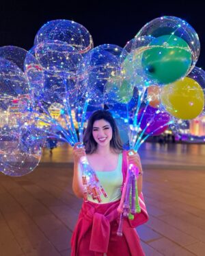Merna Gamel Instagram - Happiness 🥰🍭🎢🎡🧸🎈🎈🎈

@globalvillageuae