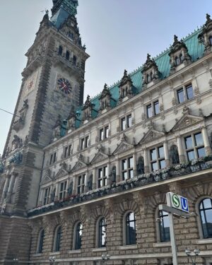 Merve Dizdar Instagram - Hamburg🙋‍♀️