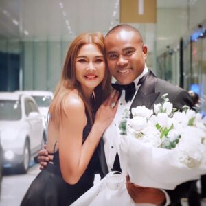 Metinee Kingpayome Instagram - @rusameekae 2024 is truly your year! You have shown those who looked down on you, bullied you that you are a beautiful soul. Those mean and hurtful words are long gone. You are stronger than you think. Never doubt yourself na ja because you are a shining 🌟 

Congratulations babes 🎊 

✨️Now you have a 👑 [just like me]
✨️Your competition number was 18 [just like me]
✨️You've won best actor [just like me]
✨️But you're not as pretty as me 😂🤣😅😆

รักสุดหัวใจนะจ๊ะ ❤️