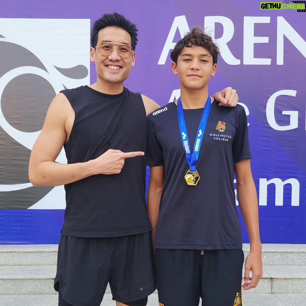 Metinee Kingpayome Instagram - 🏆Congrats to @5kye_s 1st Place Gold Medal Winner in the 400 Meter IM (14-15 age group) at the Arena Thailand Swimming Championship 2024. Making Skye Kingpayome Sharples #1 in Thailand in his age group! 👏 👏 👏 So proud of you ❤️ ❤️❤️