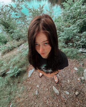 Mia Dinoto Instagram - living up to my name cause I’ve been M.I.A.🙈
but I’m back and have a lot of fun content coming so make sure to turn on posts notifications so you don’t miss it🔔🤩
