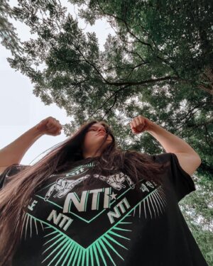 Mia Dinoto Instagram - living up to my name cause I’ve been M.I.A.🙈
but I’m back and have a lot of fun content coming so make sure to turn on posts notifications so you don’t miss it🔔🤩