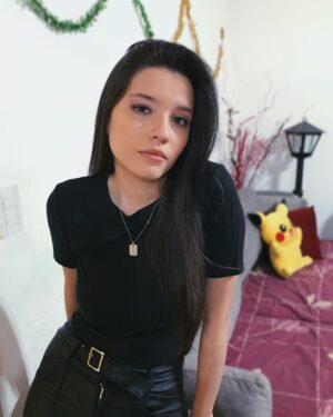 Mica Suárez Instagram - Black 💋