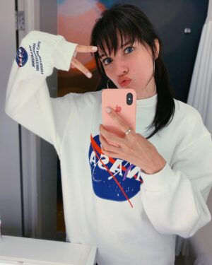 Mica Suárez Instagram - 🛸👽...