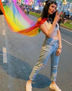 Mica Suárez Instagram - me causó mucho el backstage y lo quise subir… 

❤️🌈🙏🏻