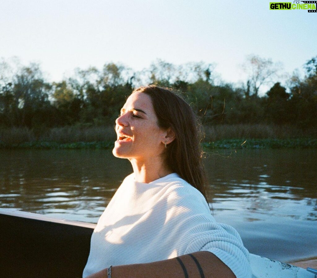 Micaela Vázquez Instagram - Un recuerdo de esos lindos que te hacen sonreír 😍 te miss u amiga @teee__time ❤️