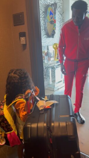 Michael Blackson Instagram - Do ya think she’s my daughter?