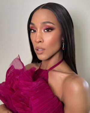 Michaela Jaé Rodriguez Instagram - Independent Spirit Awards!!!! 

Glam: 
@wayupwithyee 
@mcdonaldmicah 
@albertmorrisonhair 
@lena_erziak
@charlottetilbury
@allanface