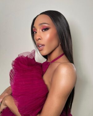 Michaela Jaé Rodriguez Instagram - Independent Spirit Awards!!!! 

Glam: 
@wayupwithyee 
@mcdonaldmicah 
@albertmorrisonhair 
@lena_erziak
@charlottetilbury
@allanface