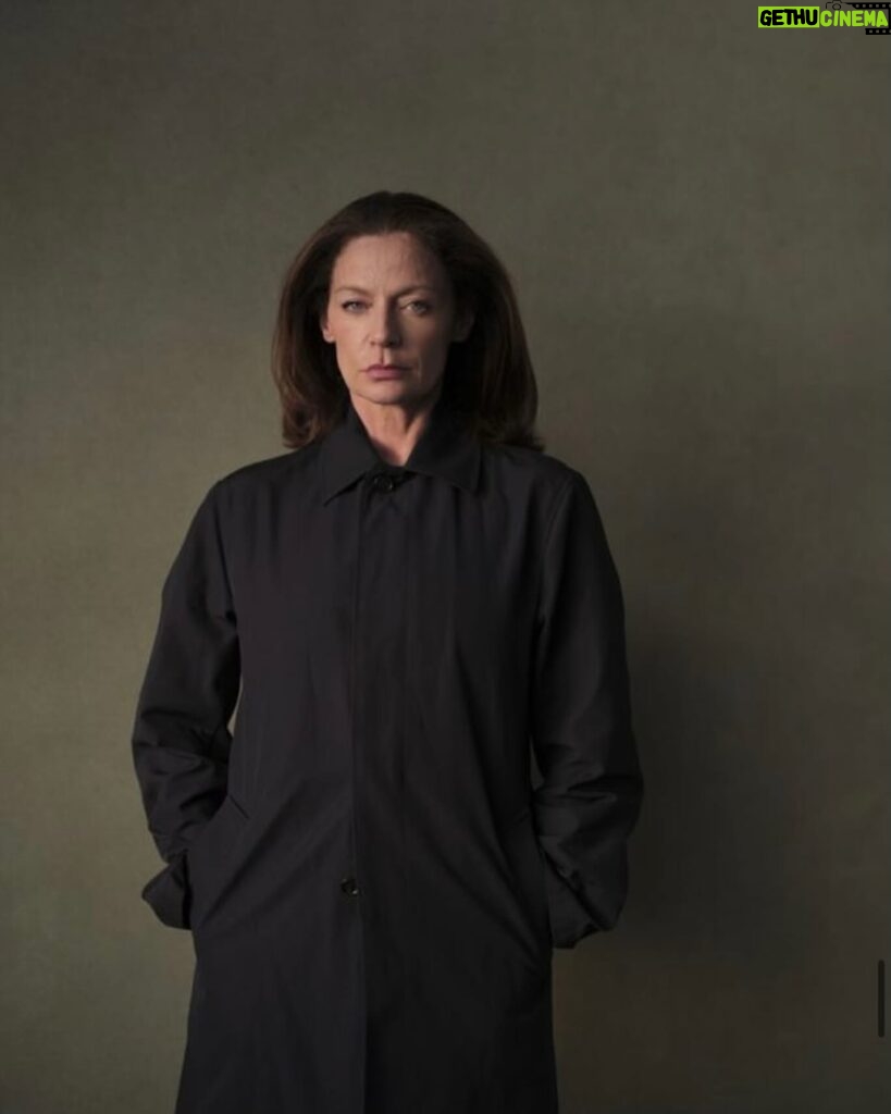 Michelle Gomez Instagram - Feels like rain… Photography @philsharp