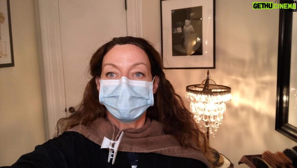 Michelle Gomez Instagram - Back when we were still wearing masks. #remember #that How does she do it?? Ask @tommy_buckett