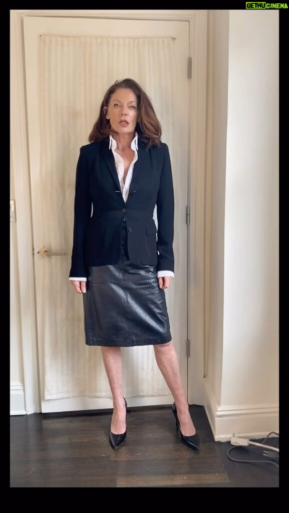 Michelle Gomez Instagram - I wore this jacket on Greenwing?! Still in my closet along with a leather skirt I thrifted. Shirt @hm total cost of outfit $50 but looks like $75! #killedit looked the part but didn’t get the part so I’m applying to @homedepot tomorrow. Hair @cheriseeelizabeth @marierobinsonsalon @dionysiou gnashers @apa.aesthetic @dr.nicolas.aguilera control pants @spanx attitude #fair #to #hellish