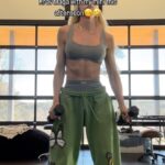 Michelle Leigh Calaway Instagram - Sweat sesh complete…..💪🏽