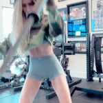 Michelle Leigh Calaway Instagram - McCool on the move ….(literally & figuratively) I love using little equipment these days! 🤣Get creative, don’t worry about being perfect & just move. Promise you’ll feel better💙#consistencyiskey