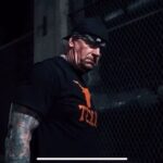 Michelle Leigh Calaway Instagram - I mean, I’m a Seminole tried & true, but sometimes (just sometimes), something like this makes me hyped enough to slightly cheer on my husbands favorite team!🤣🤘🏽