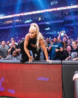 Michelle Leigh Calaway Instagram - Repost from @wwe
•
When your mom surprises you by casually entering the #RoyalRumble Match...