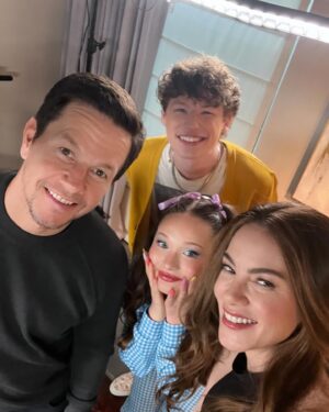 Michelle Monaghan Instagram - Happiness is this!! 🫶 Get ready cuz this is premiere week of #TheFamilyPlan streaming only on @applefilms THIS FRIDAY!! ‼️‼️‼️ This film is one of my personal FAVORITES and I can’t wait for you to enjoy this gem with your families this holiday season!! 🤩Get ready for me to flood your feed with ALLLLLL #TheFamilyPlan content!!!! Here we gooo…. 🤩🤩🤩🤩 Dec 15!!!! @markwahlberg