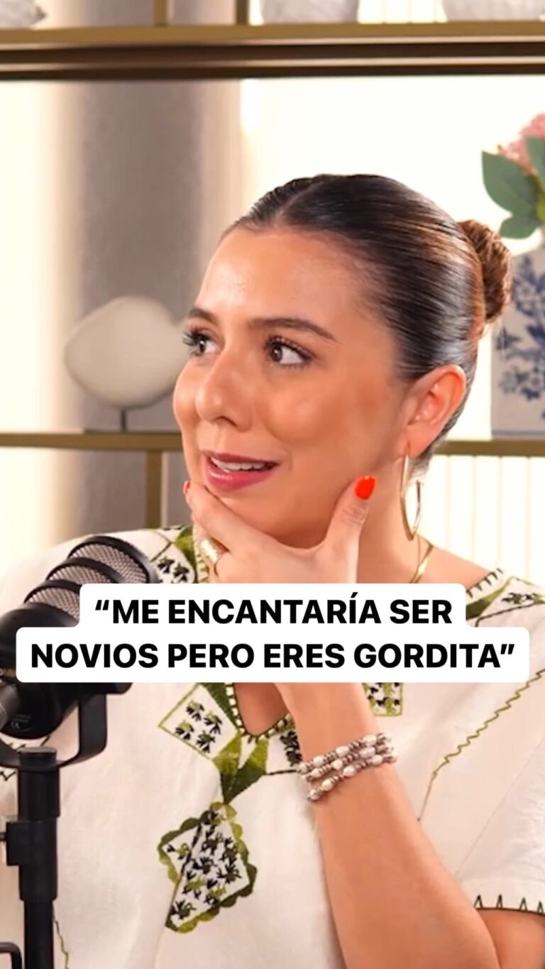 Michelle Rodríguez Instagram - Intentaba caer bien a la gente para compensar. @michihart Escúchalo completo en Más allá del Rosa en Spotify y YouTube ✨