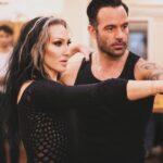 Michelle Visage Instagram - Rehearsal photos from @theaddamsfamilyuk !!! ONE WEEK UNTIL WE OPEN!!!! @raminkarimloo 📸- @peachyraith