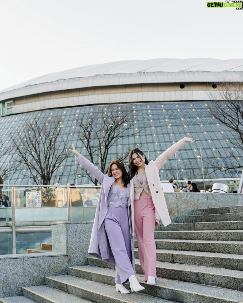 Michelle Vito Instagram - Finally!! 💜 My heart is so happy *crying* 🥺 #TokyoTSTheErasTour — 📷: @sweet.escape: Use my promo code for 10% off! “10MICHELLE” @julianastudios_