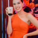 Michelle Vito Instagram - Happy 50th birthday, mommy! 🫶🏻 I love you more than you know. Always grateful to my @_illospartytrays family for always being there especially on our important life events. @1998loungebyillos Captured moments by @niceprintphoto 📸 Photoman: @mibphotomanph Cake: @cassys.choice20 Milkteas: @thealleyphilippinesofficial