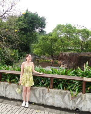 Michelle Vito Instagram - zoo vibes 🦚

@hm @worldbalanceph