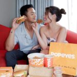 Michelle Vito Instagram - Pa-deliver tayo? Why not?! 😉 monday lunch date with @popeyesph 🧡 happy heart & tummy ♡ #PopeyesPH #ThatsPoppin #LoveThatChicken