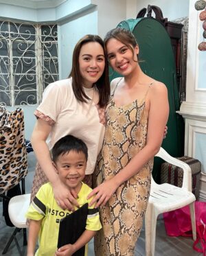 Michelle Vito Instagram - album: lovers & liars 🎭

i’ll miss you andeng 🫶🏻
@regalfilms50 @gmanetwork